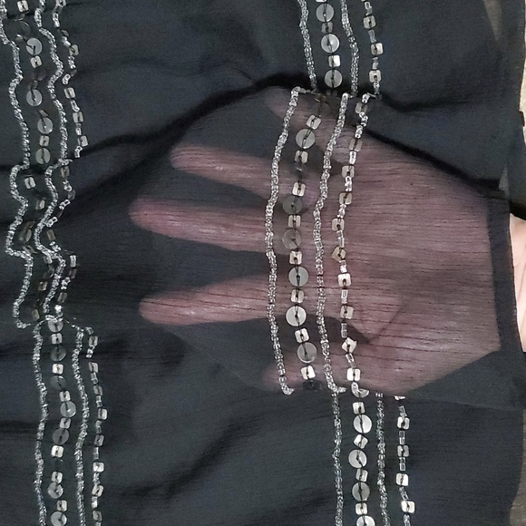 ⭐️ 3/$15 ⭐️ Embellished babydoll tank top - Picture 3 of 8